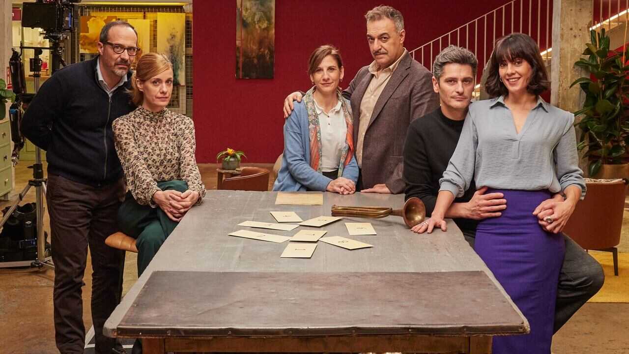 Under Therapy (2023) 0