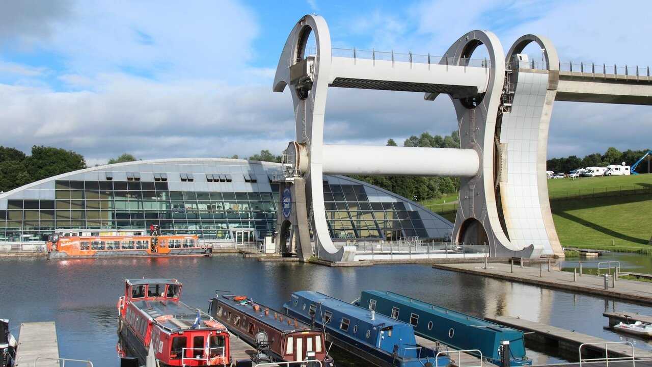 Dream Big: Engineering Our World 0