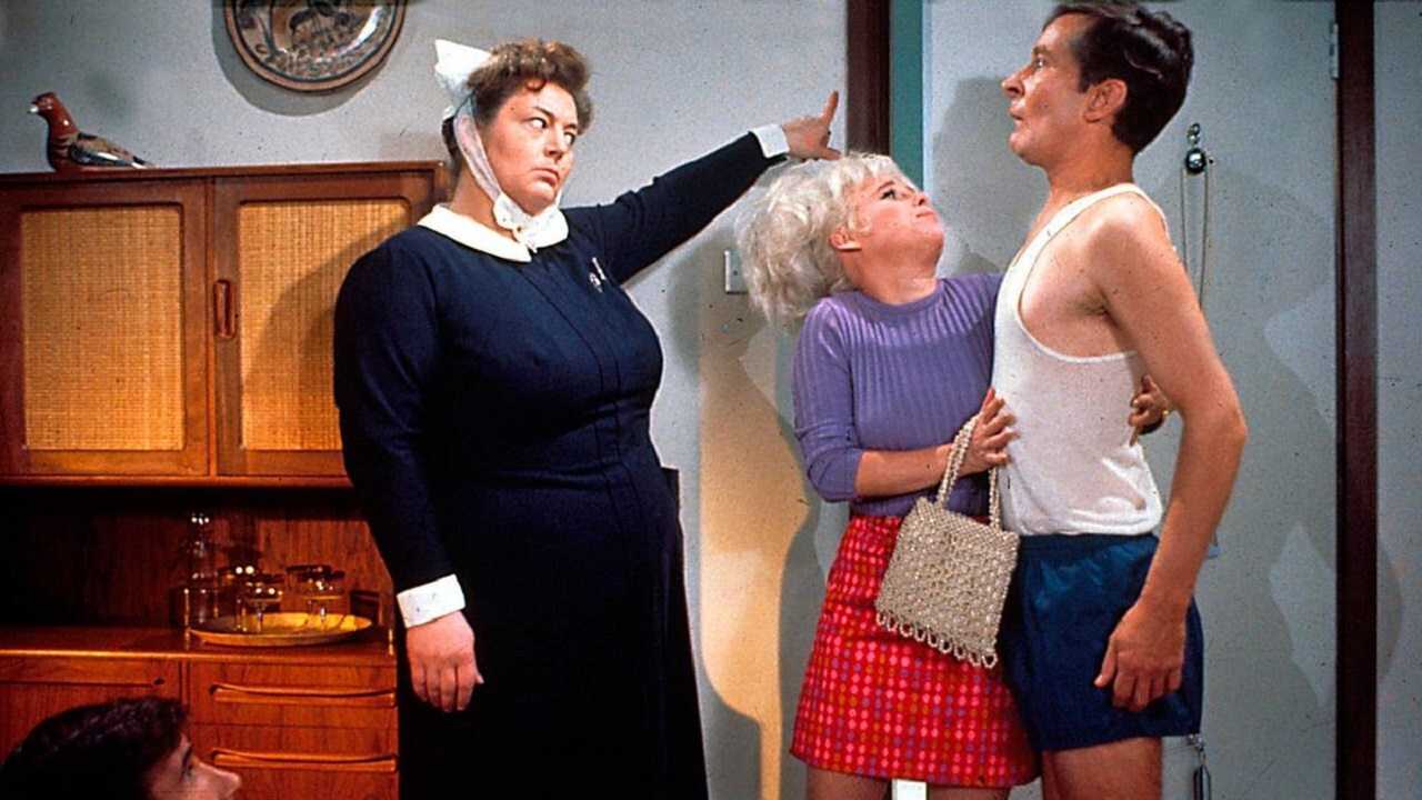 Cała naprzód: Mamuśka do dzieła (1972) 0