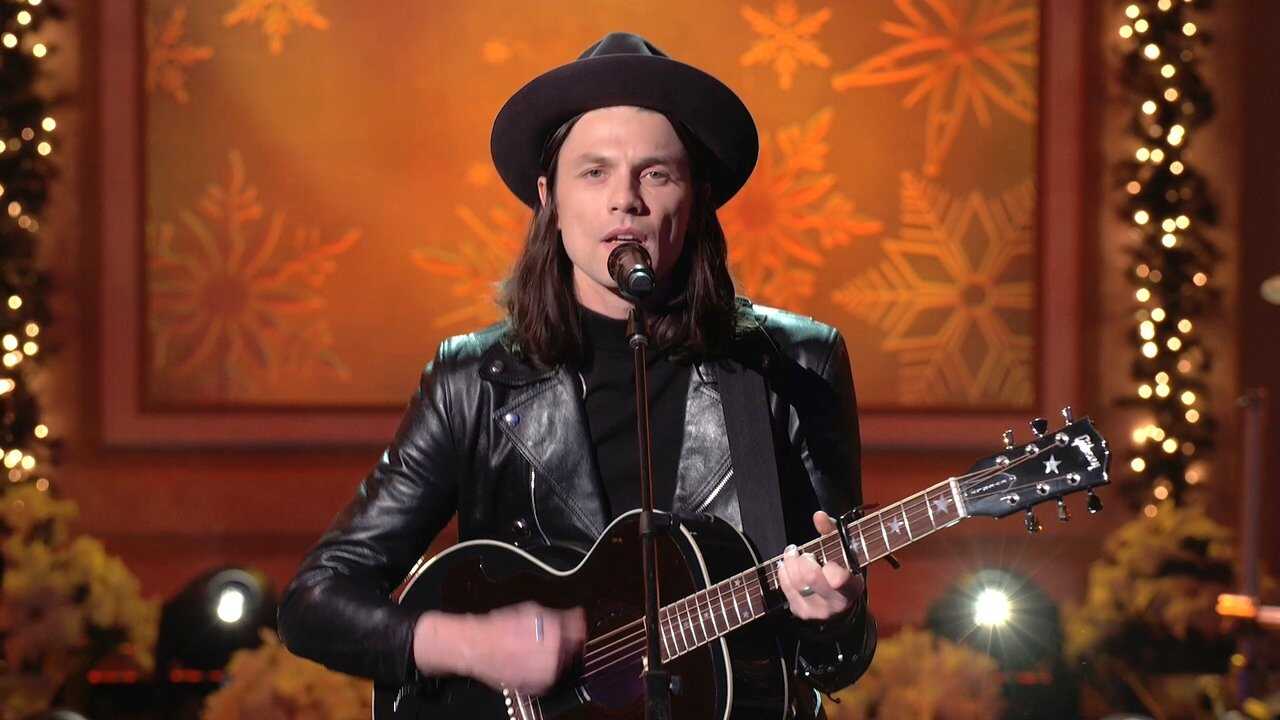 Josh Groban & Friends: Home for the Holidays (2024) 0