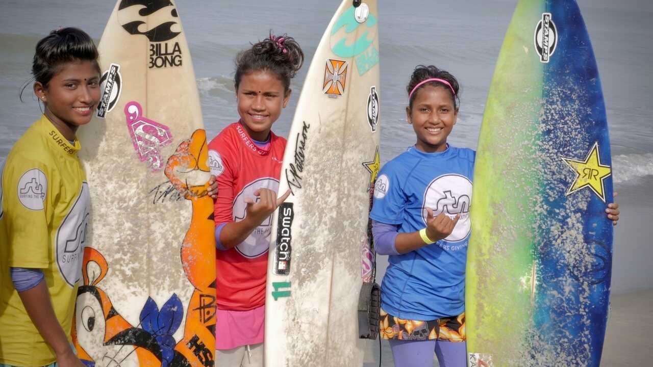 Bangla Surf Girls 0