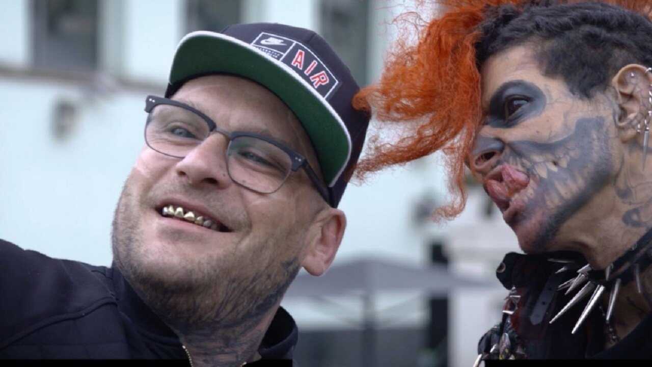 Popek. Każda z blizn (2022) 0