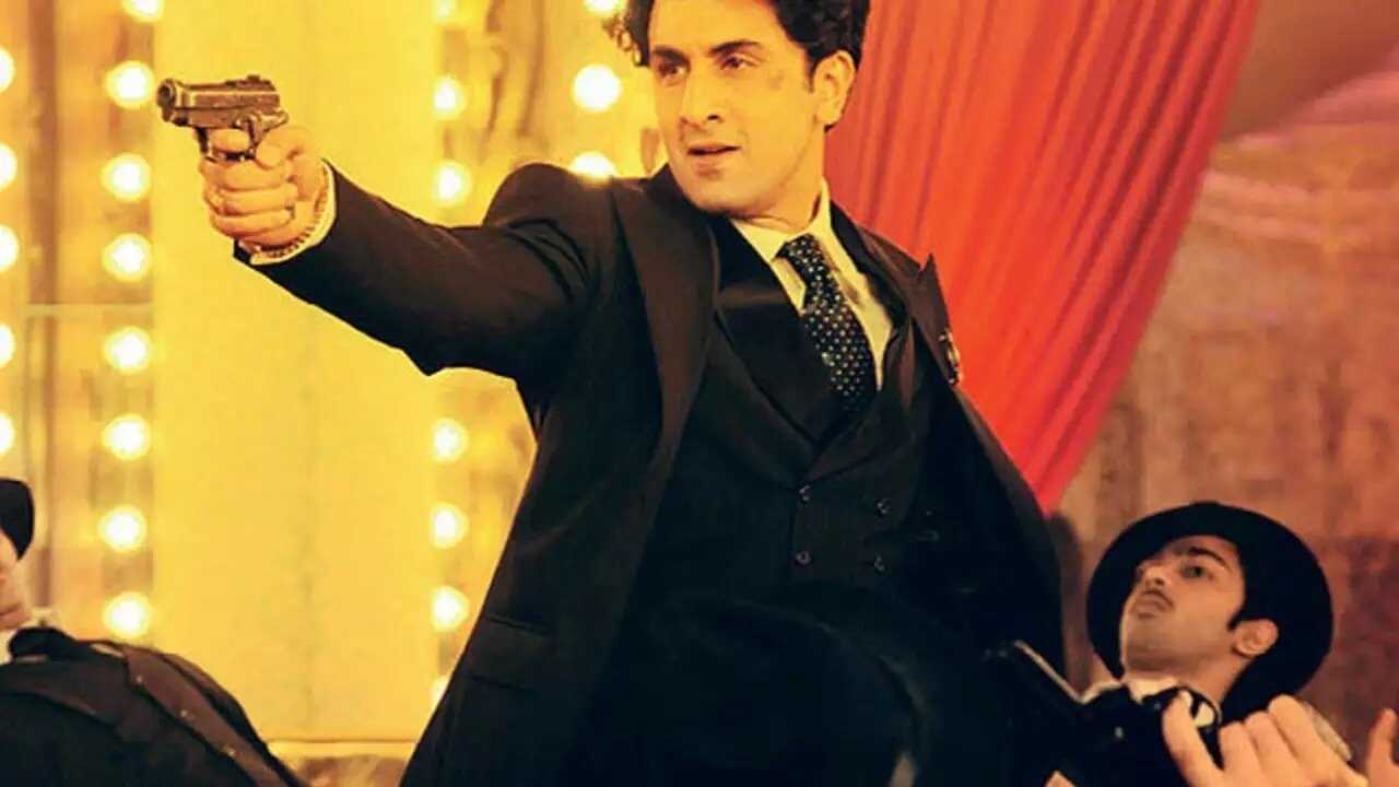 Bombay Velvet 0