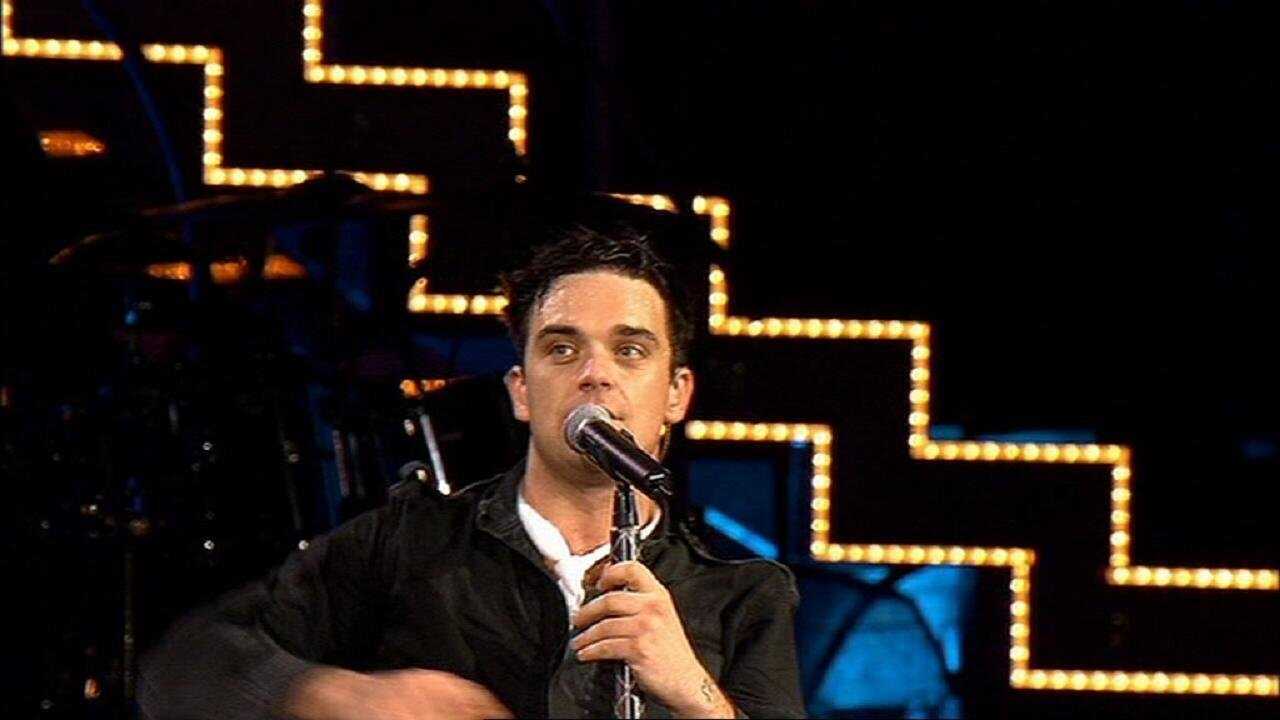 Robbie Williams: What We Did Last Summer - Live at Knebworth (2003) 0