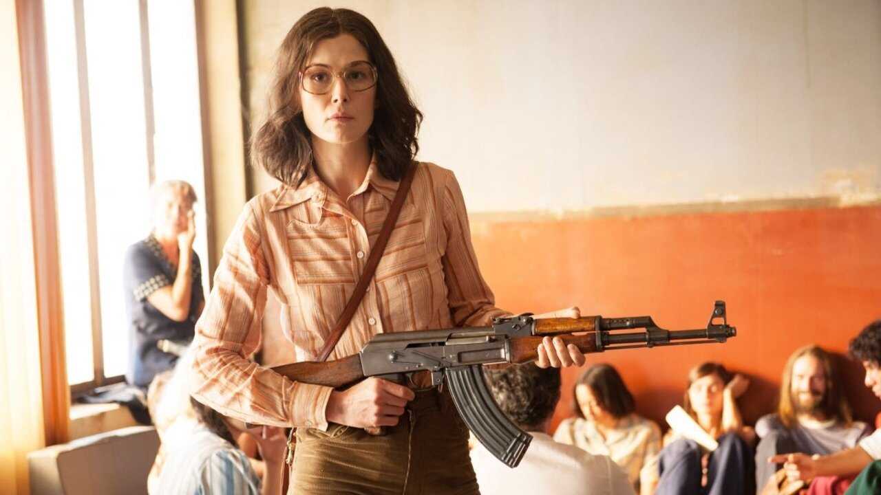 7 Days in Entebbe 0