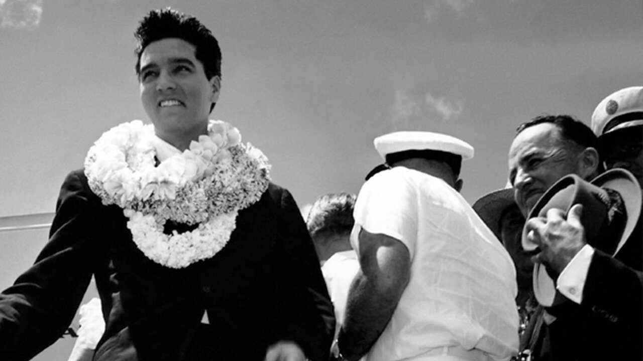 Elvis and the USS Arizona 0