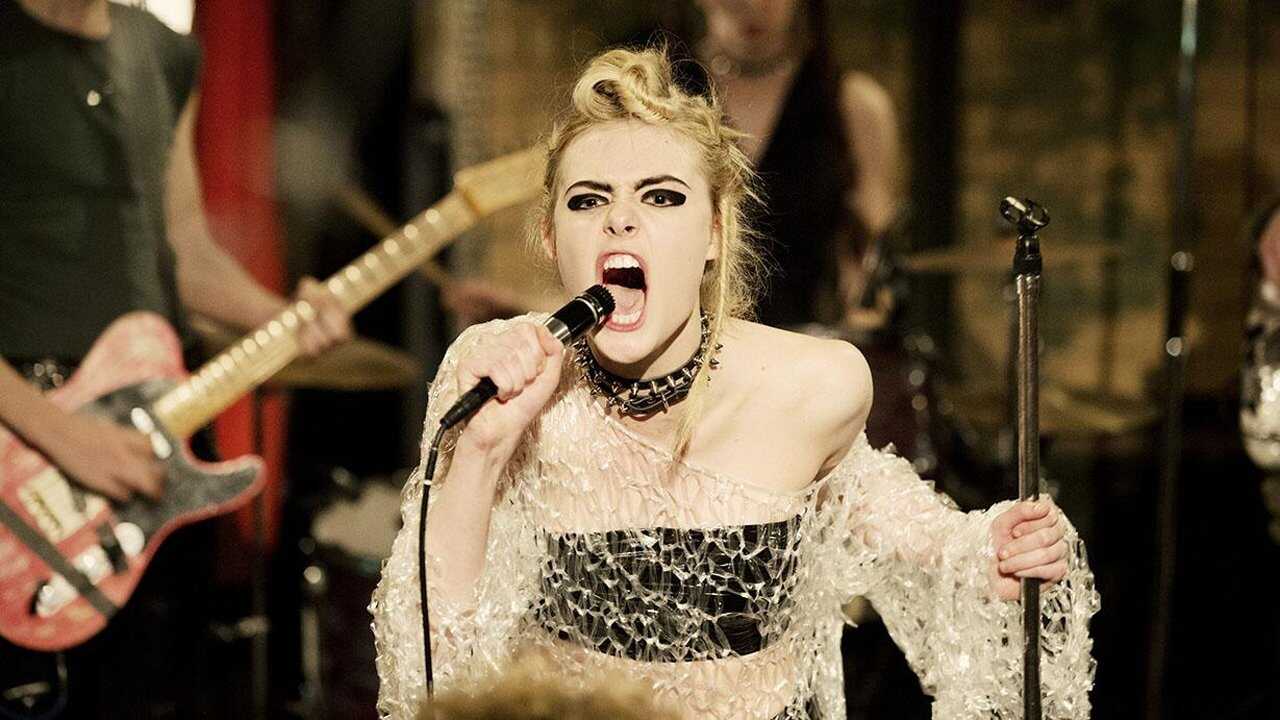 How to Talk to Girls at Parties 0