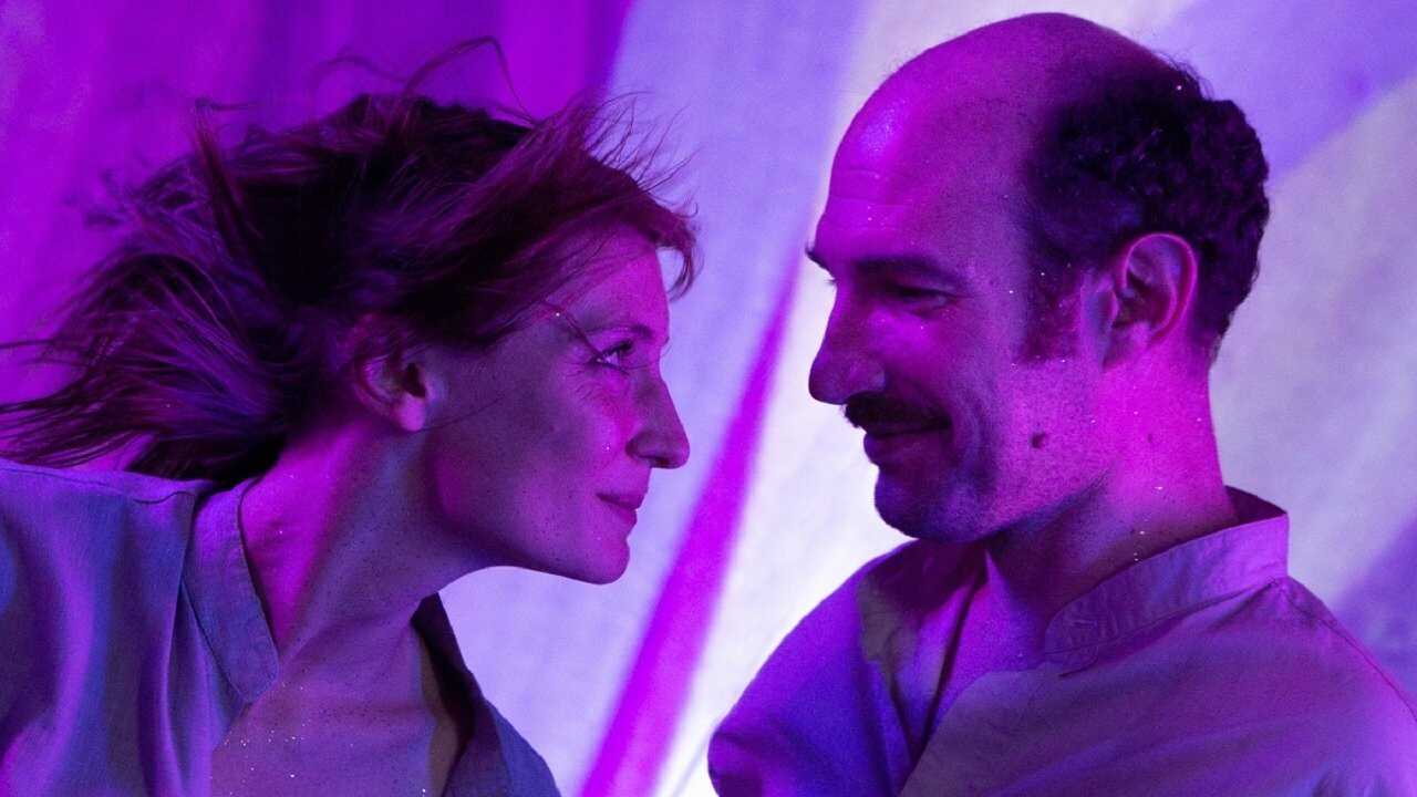 The (Ex)perience of Love 0