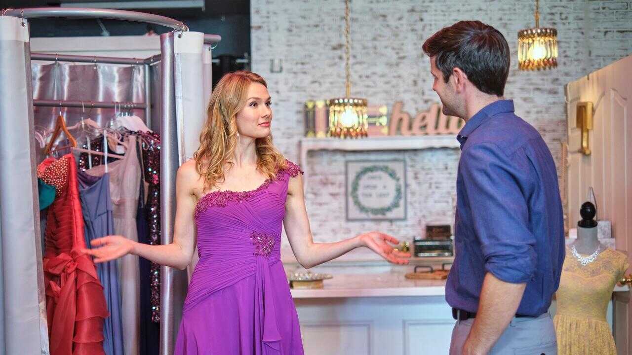 A Bridesmaid in Love 0
