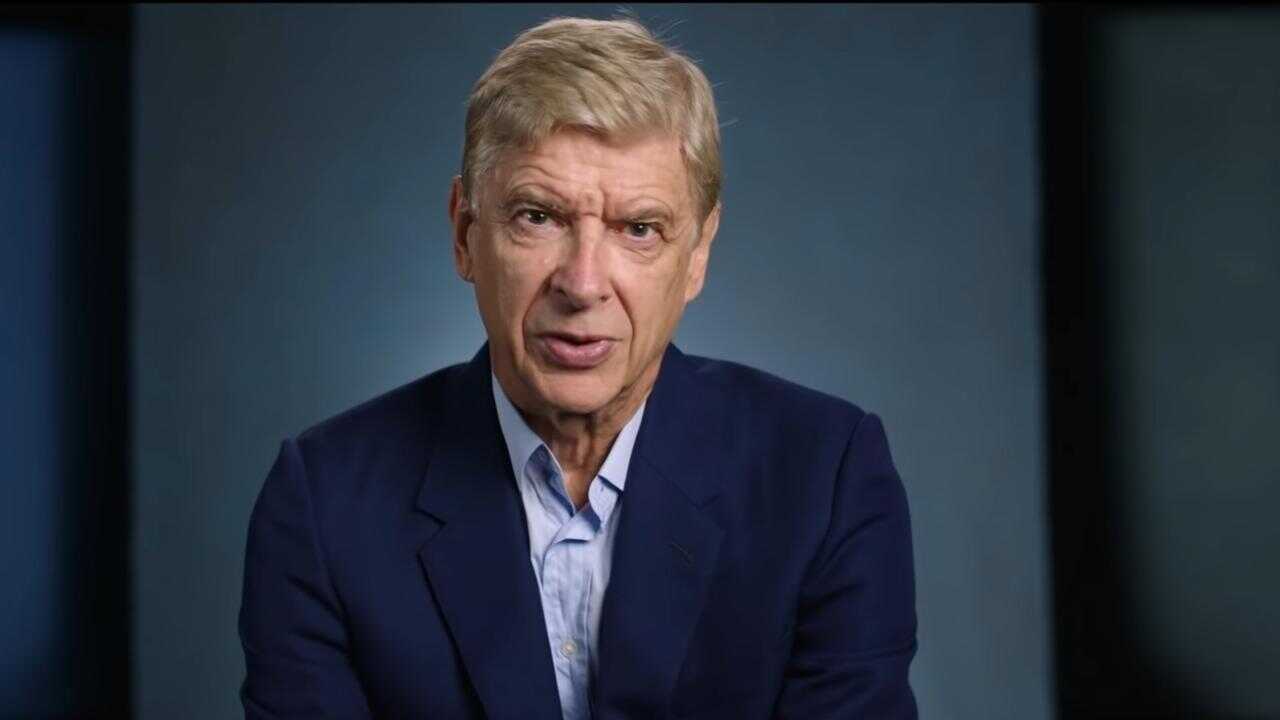Arsène Wenger: Invincible 0