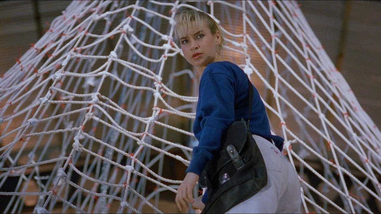 Lady Reporter (1989) 0