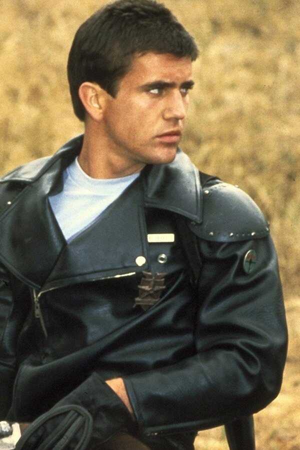 Mad Max: Salvajes de la autopista (1979) 0