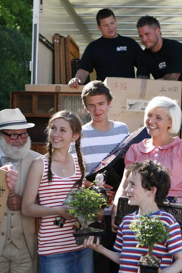 Father of Four: In Japanese Mode (2010) 0