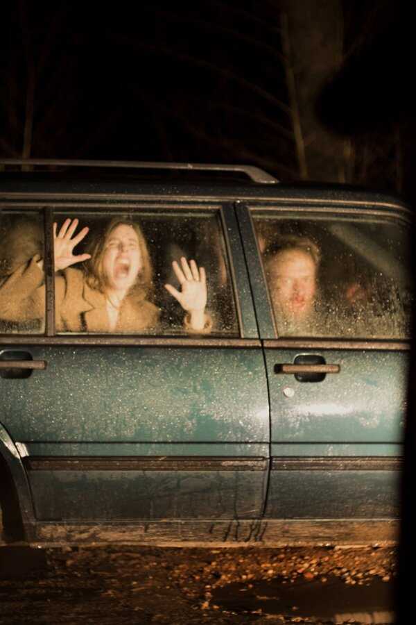 لا تتحدث بشر (2022) 0