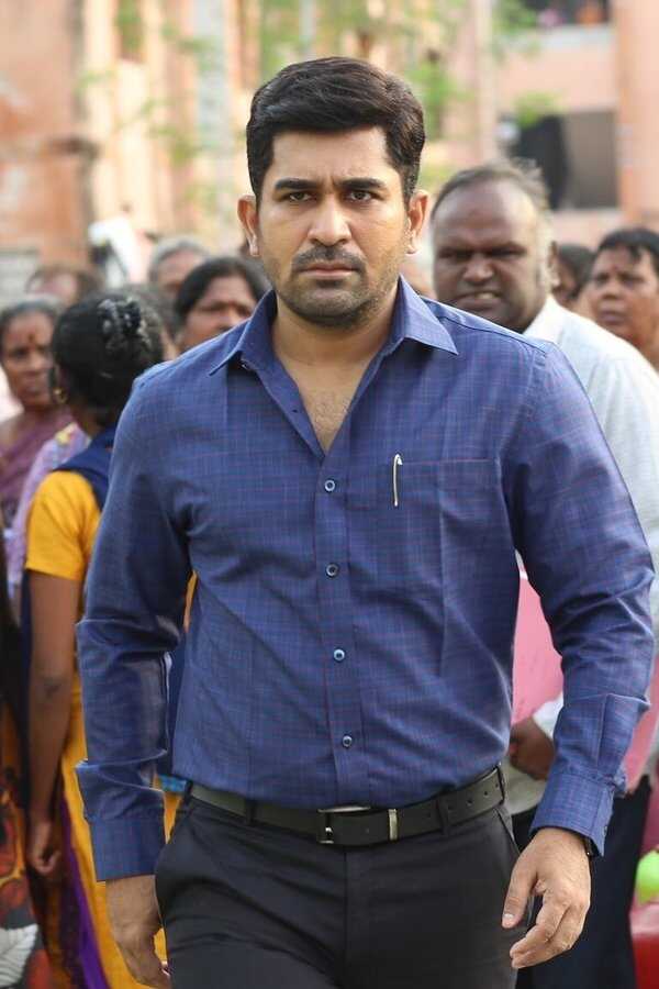Kodiyil Oruvan (2021) 0