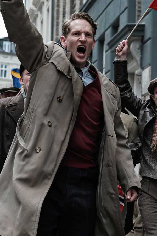 Mroczne czasy (2020) 0