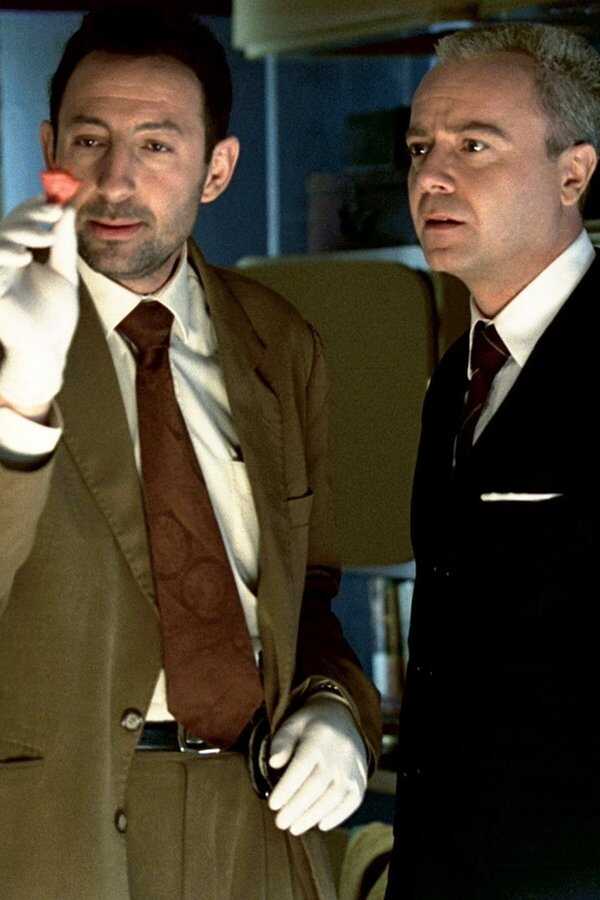 Bullit & Riper (2003) 0