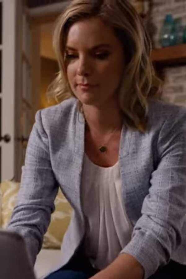 Pod jednym dachem z mordercą (2019) 0