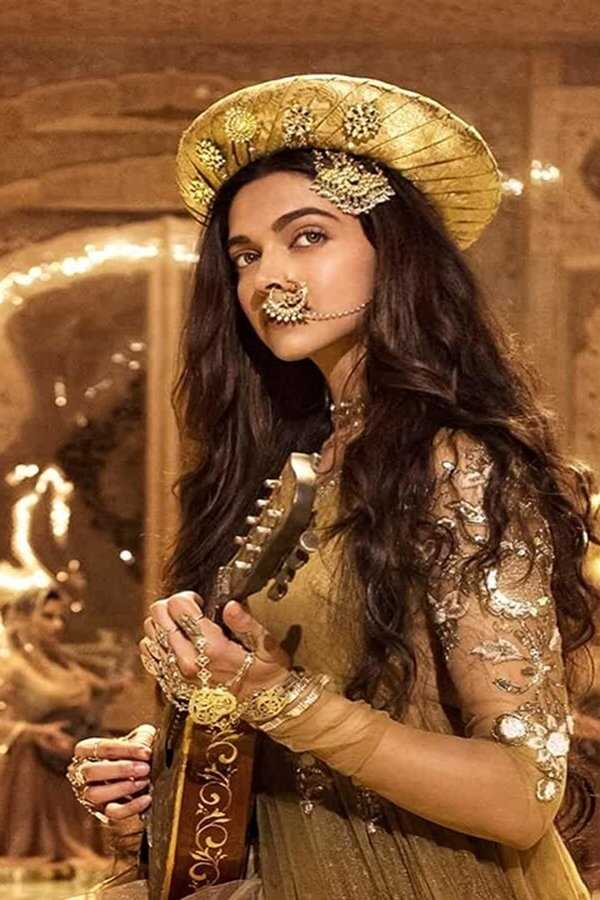 बाजीराव मस्तानी (2015) 0