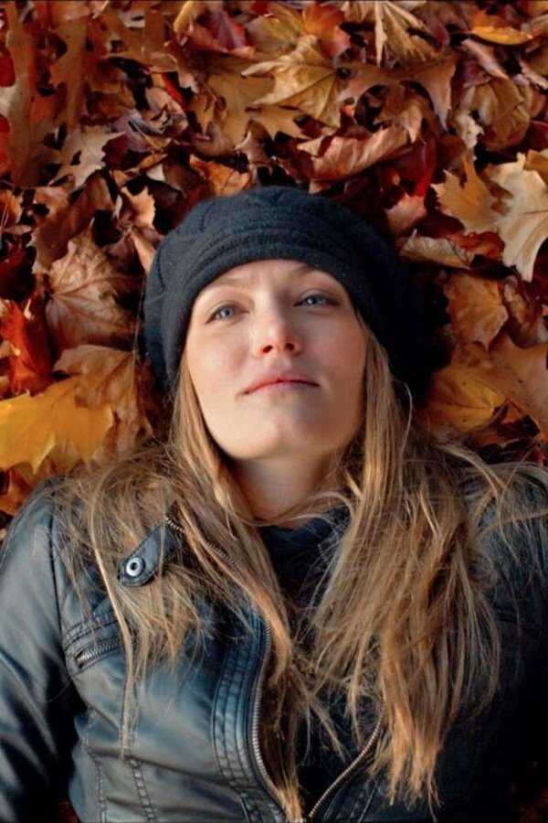 April in Autumn (2018) 0