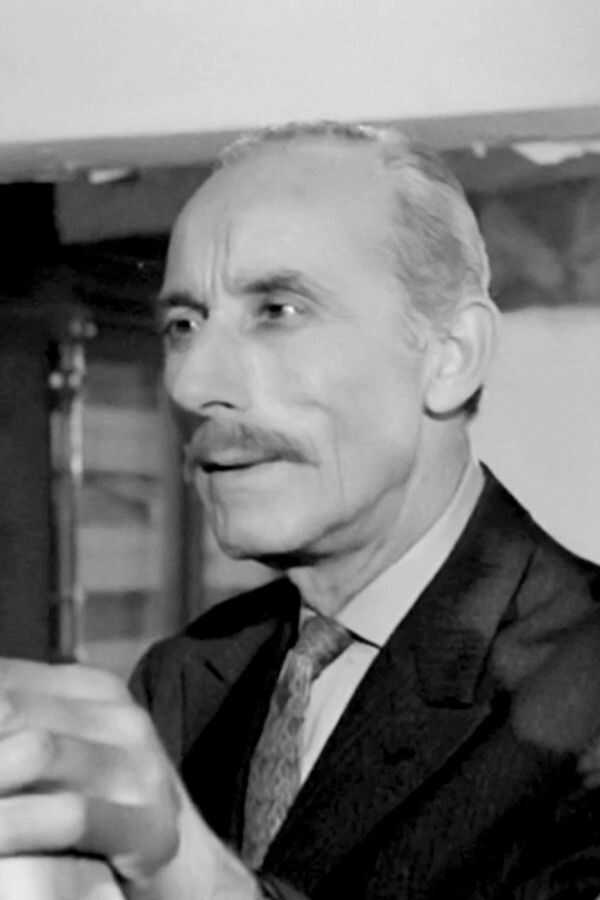 Refugee Girl on the Run (1969) 0