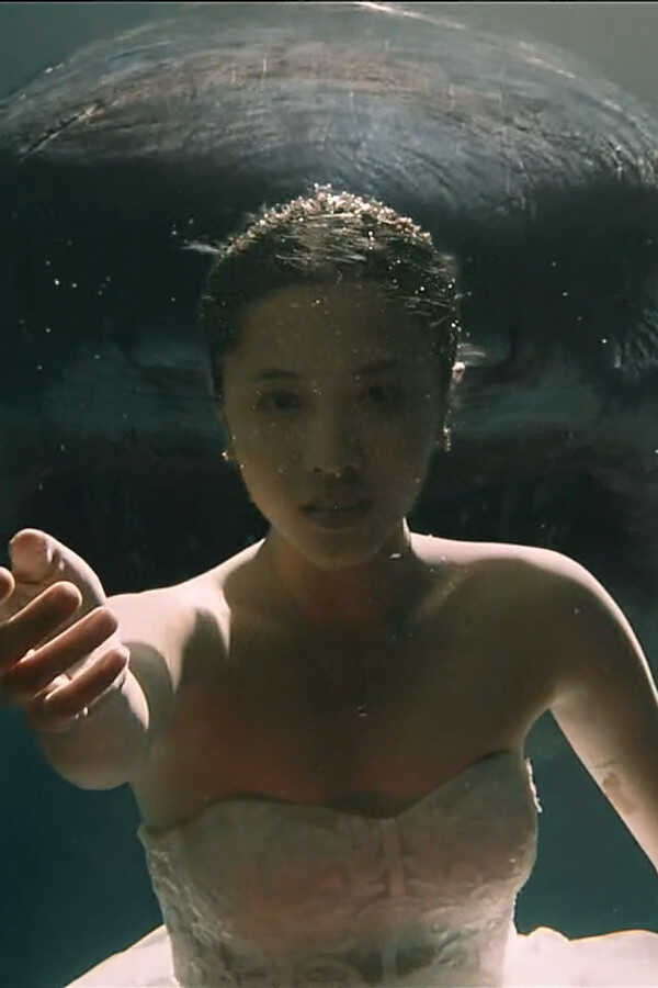 鲨口逃生 (2021) 0