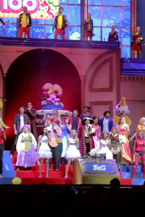 De Grote Sinterklaasshow Studio 100 (2015) 0