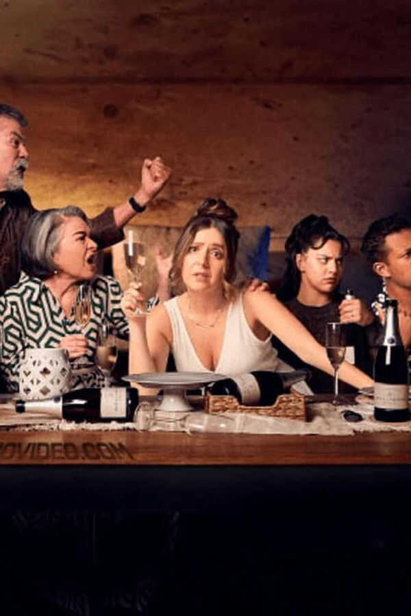 Atrapadas en familia (2022) 0