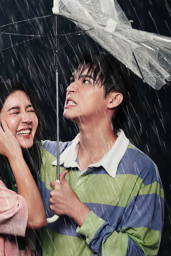 OMG! Oh My Girl (2022) 0