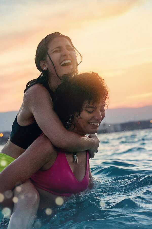 The Swimmers (2022) 0