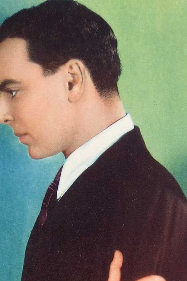 Dancers in the Dark (1932) 0