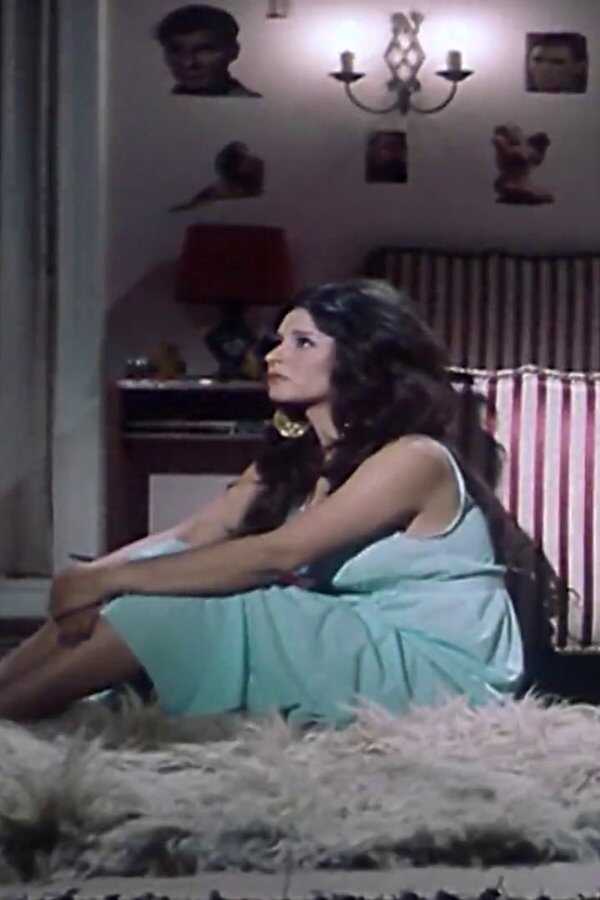 خلي بالك من زوزو (1972) 0