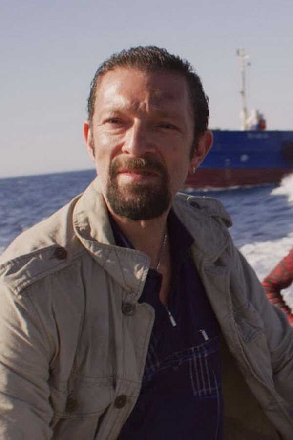 The World Is Yours (2018) 0