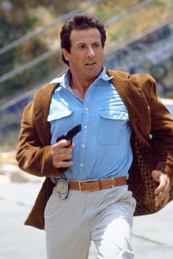 Stop! Or My Mom Will Shoot (1992) 0