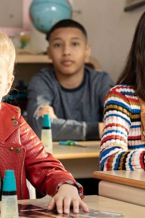 Angèle et la montre magique (2020) 0