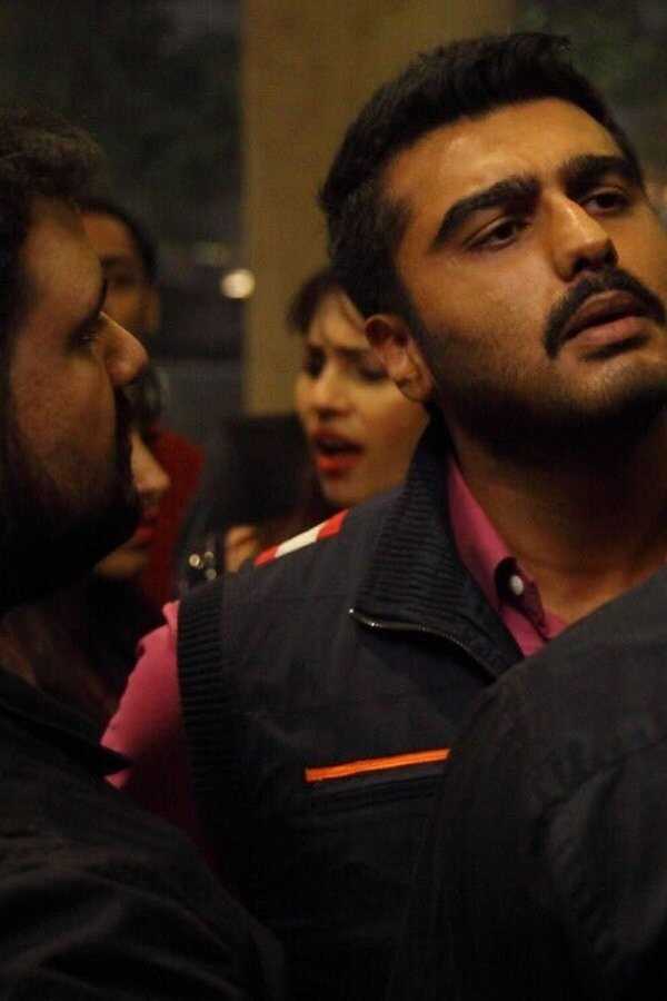 संदीप और पिंकी फरार (2021) 0
