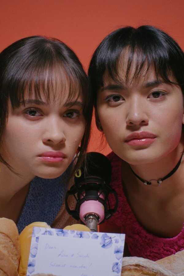 Like & Share (2022) 0