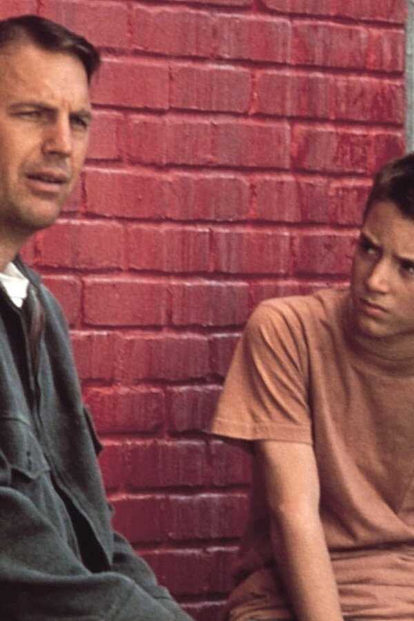 The War (1994) 0