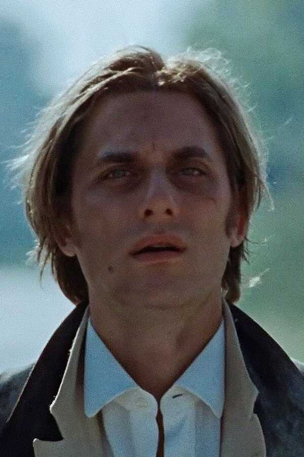 Martin Eden (2019) 0