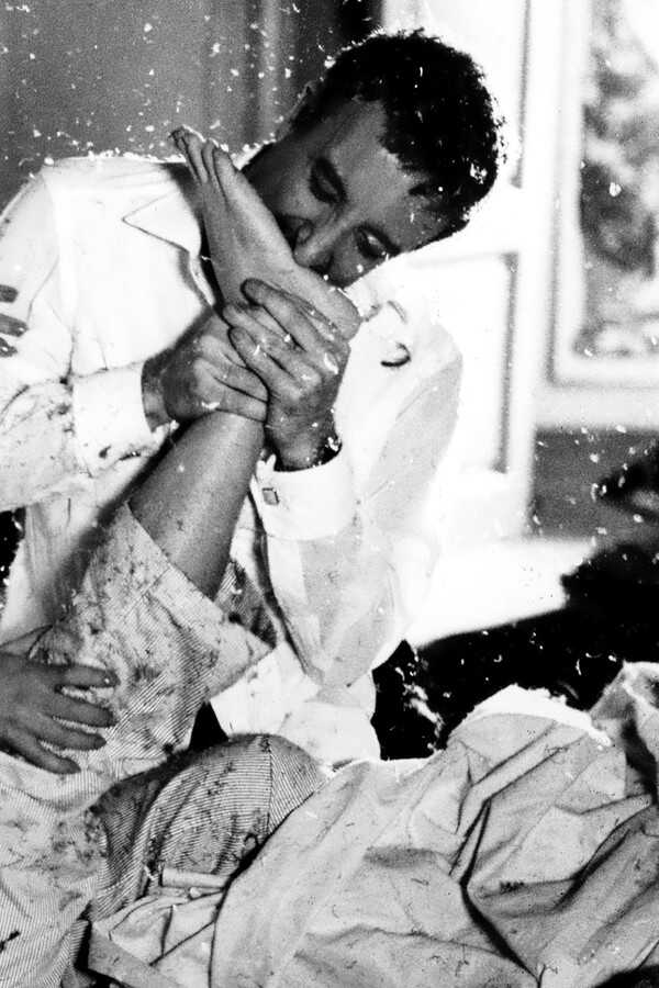 Różowa Pantera: Strzał w ciemności (1964) 0