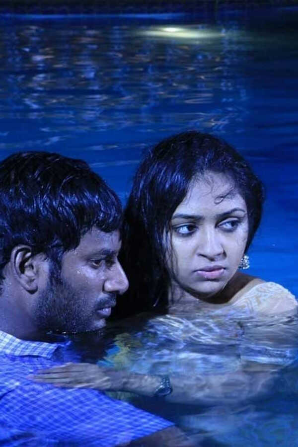 Naan Sigappu Manithan (2014) 0