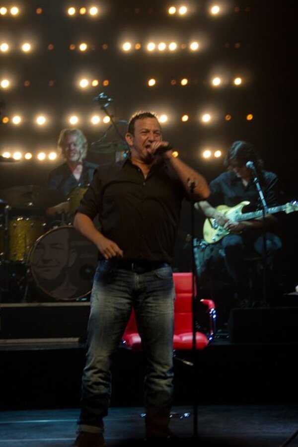 Najib Amhali: I Amhali (2016) 0